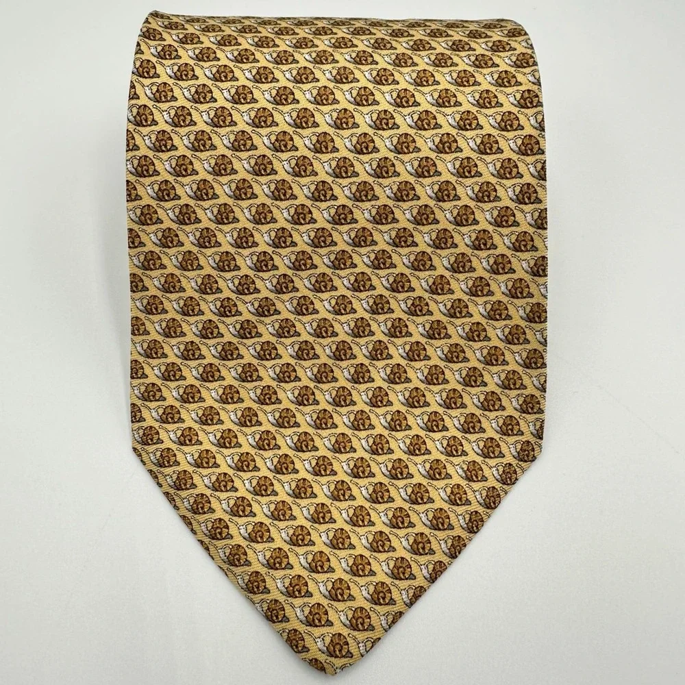 Brooks Brothers Basics Pure Silk Tie Gold Novelty Snail Print USA 3.5